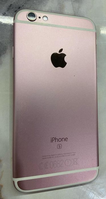Айфон 6s.  64 g.