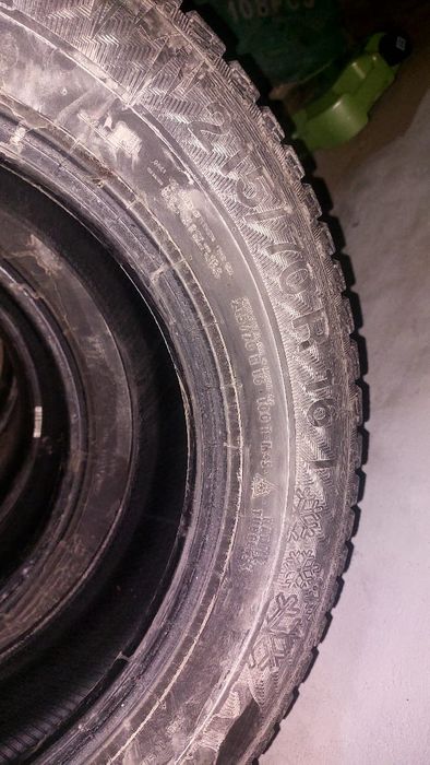 Продам зимние шины