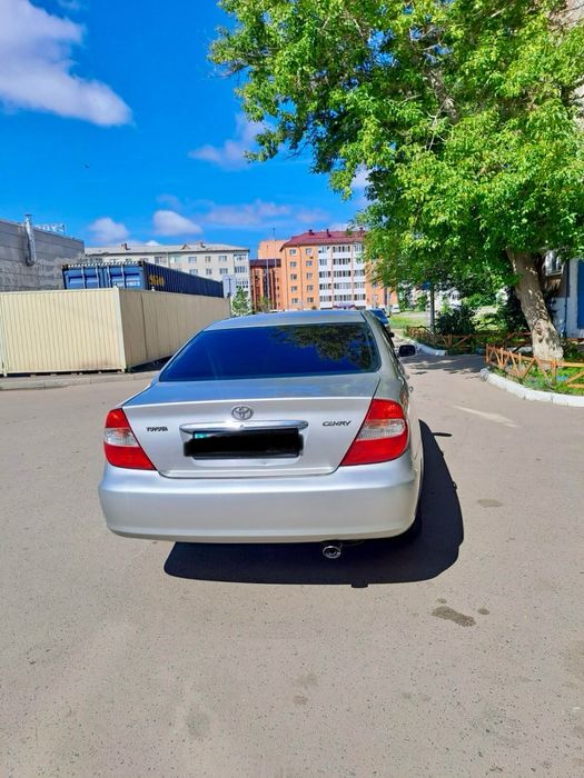 Продам машину Toyota camry
