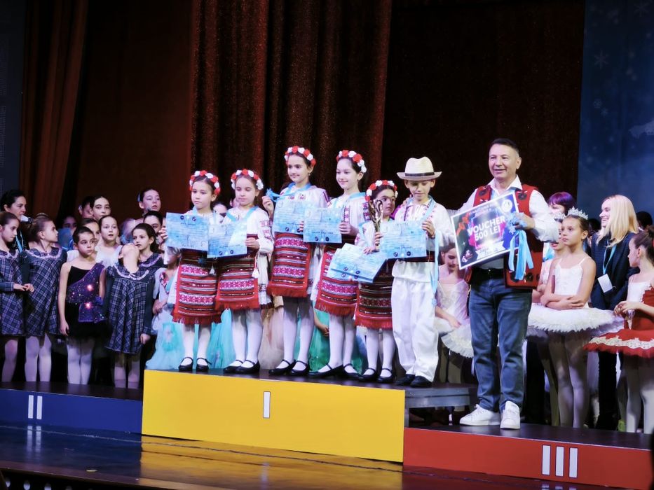 Dansuri populare pentru copii bucuresti sector