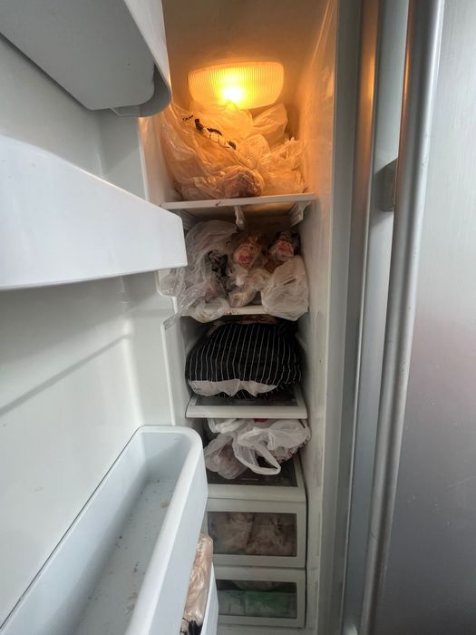 Холодильник с морозильником  Самсунг