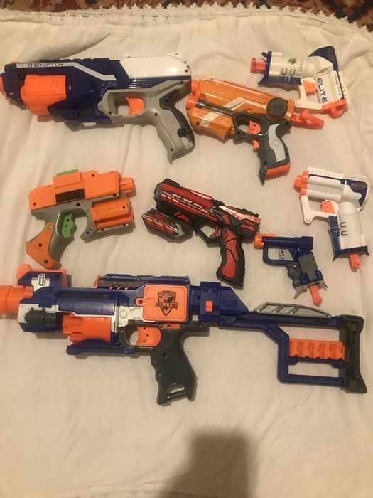 NERF пистолеты и автоматы