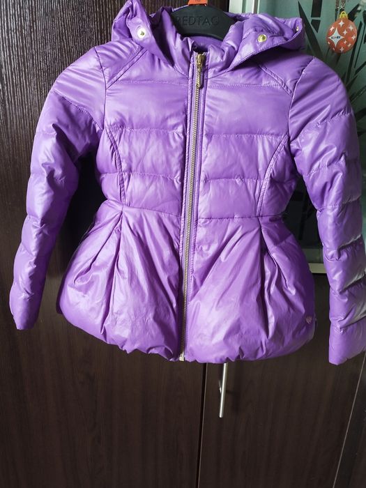 Куртка пуховик,на 5-6 лет.