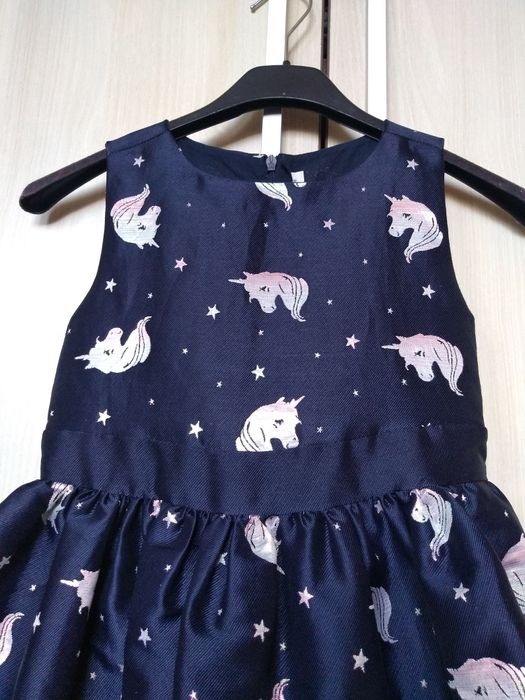 Официална рокличка със еднорог 3-4г