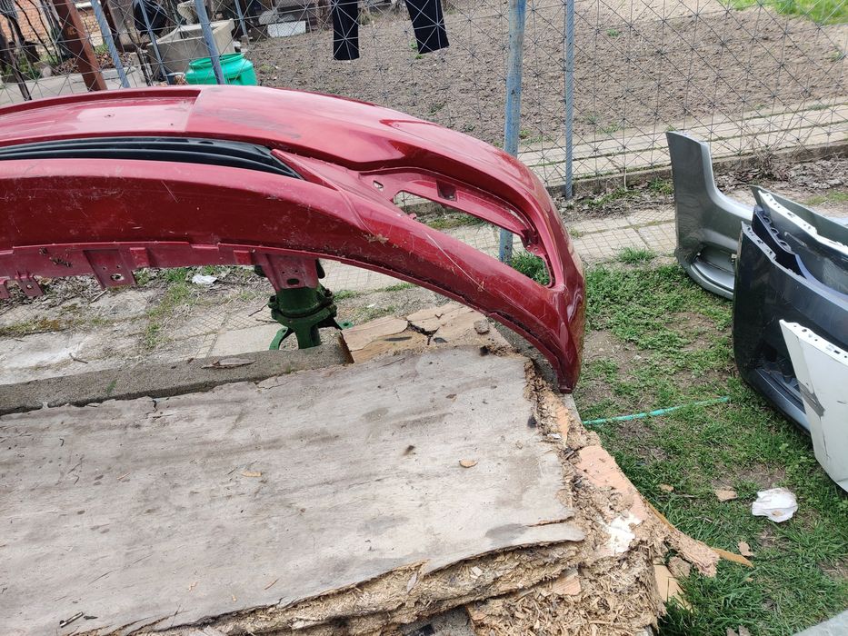 Предна броня със решетка за Opel Astra kombi 2017 г