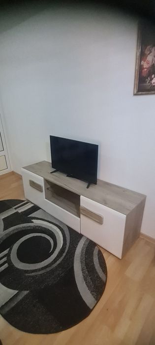 Măsuță +Canapea extensibila +Servanta tvta tv