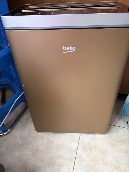 Purificator de aer folosit foarte putin