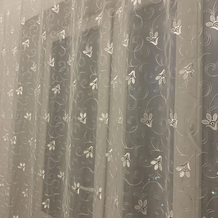 Тюль цвет белый