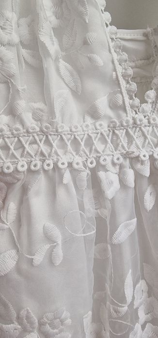 MAYA Rochita alba cu plasa cu broderie imaculata, S 34