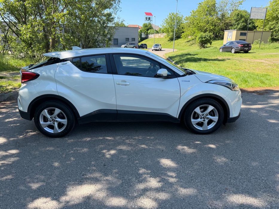TOYOTA C-HR 2019 — imagine 4