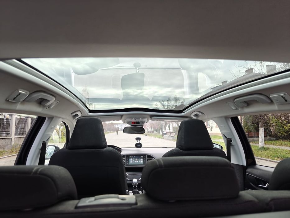 Vand Peugeot 308 An 2015