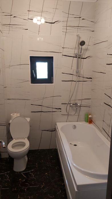 Vind Ap 2 cam,46 mp,utili,+14 mp terasă +Loc parcare! Mobilat complet!