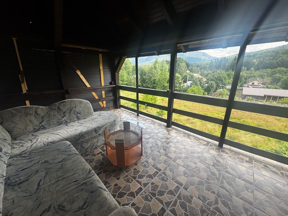 Casa de vanzare in Cheia-ideala pentru locuit sau vacanta