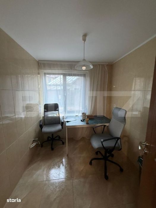 Apartament cu 3 camere, 60 mp, pretabil spatiu comercial, zona Central