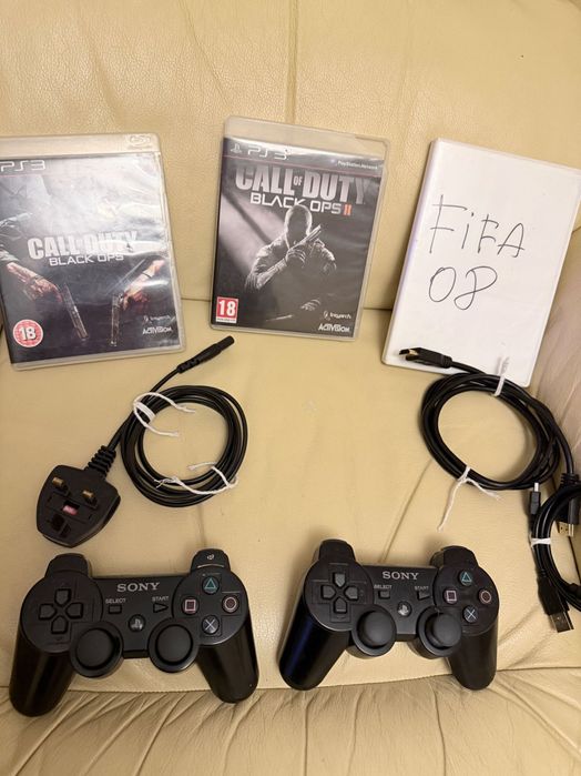 PlayStation 3 Slim + 2 контролера + 3 игри – Отлично състояние