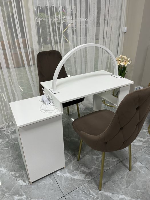 Аренда маникюрный стол