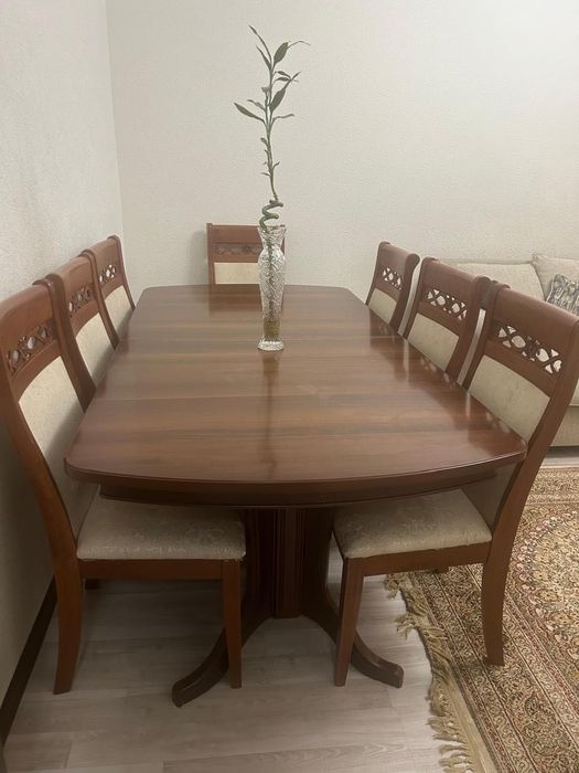 Стол и стульями 8