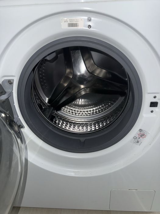 Продам стиральную машинку SAMSUNG