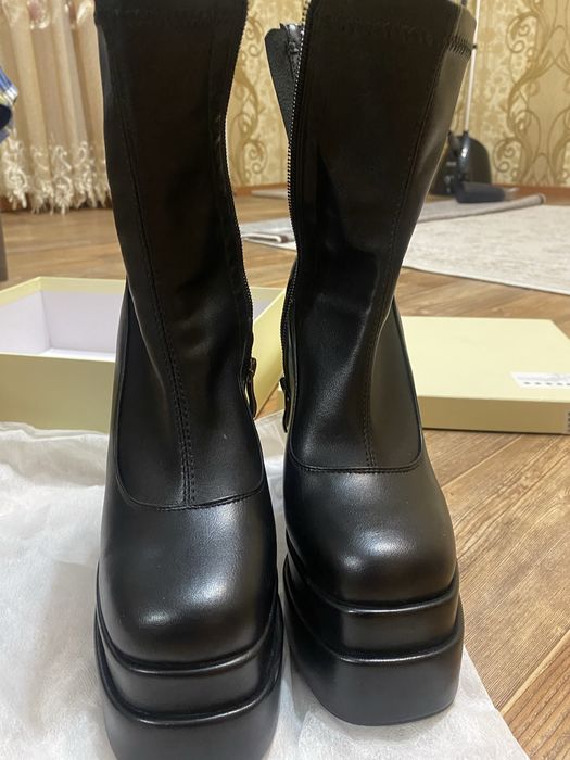 Продам новые ботильоны, р-р 36