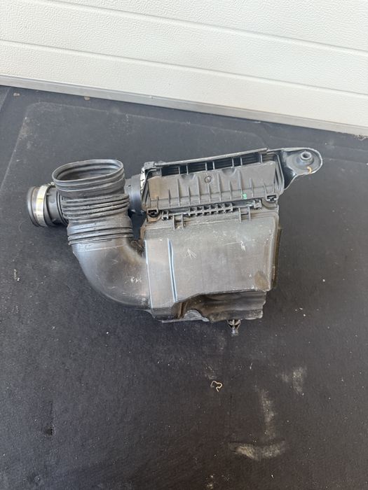 Carcasa filtru de aer / debitmetru Renault Talisman /Espace 5