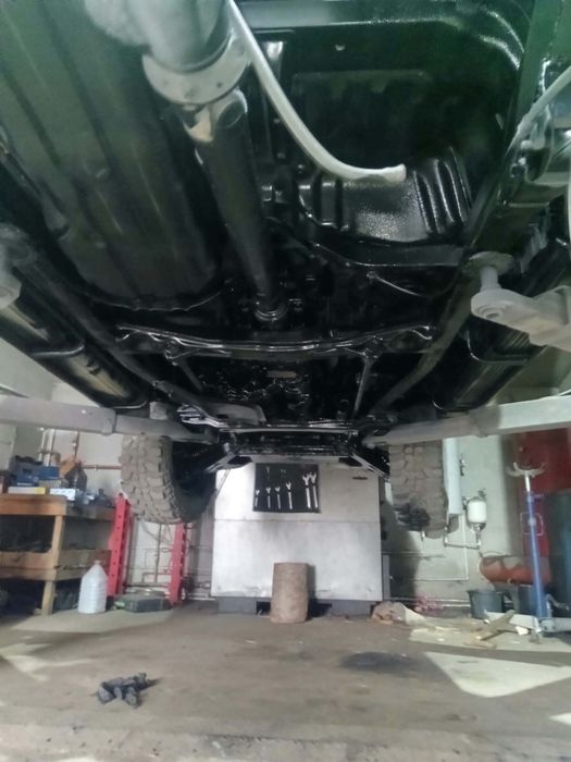 Mițubisi l200000