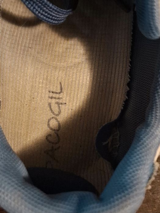 Tenişi Casual "Distressed Star" Design Denim Și Piele, Stil Urban- Măr