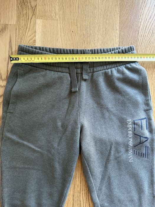 Ватирано Долнище Armani EA7 100% оригинал размер XS