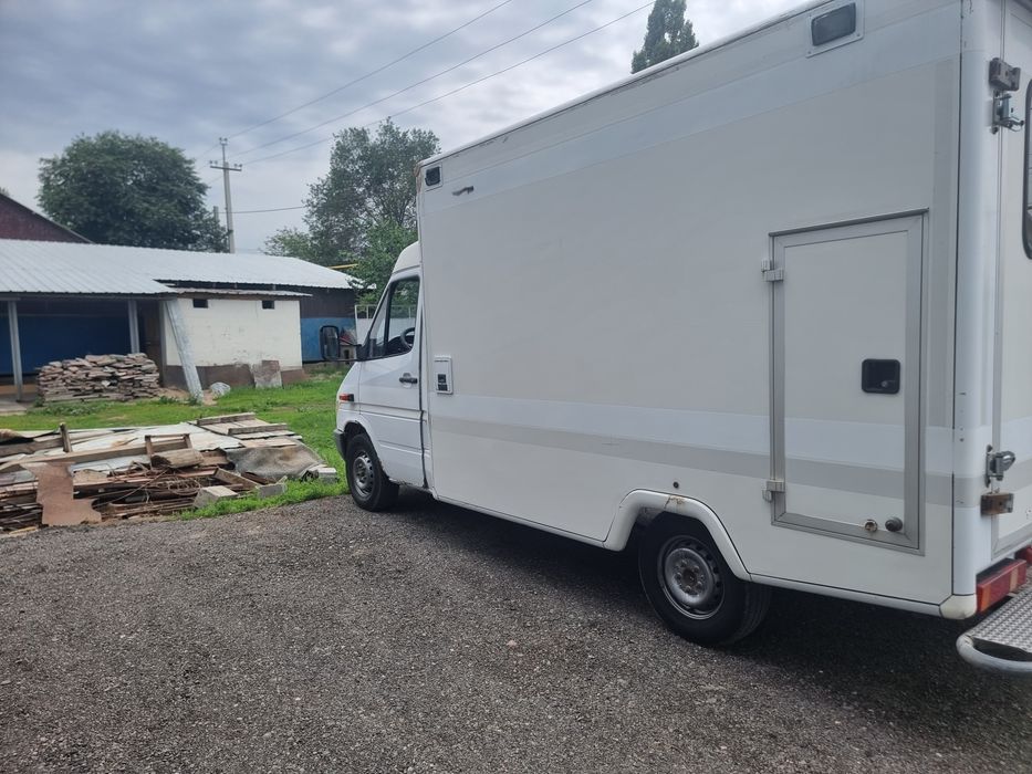 Срочно Продам Mercedes Sprinter.