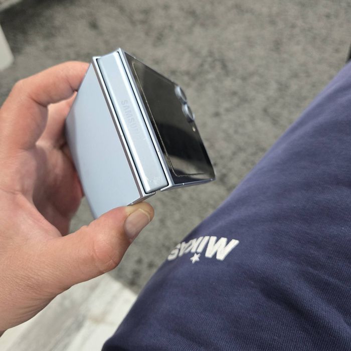 Samsung flip6 12/512gb с Гаранция