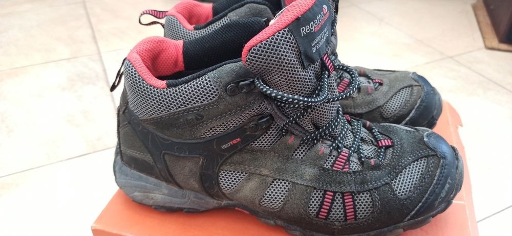 Дамски обувки Regatta Outdoor