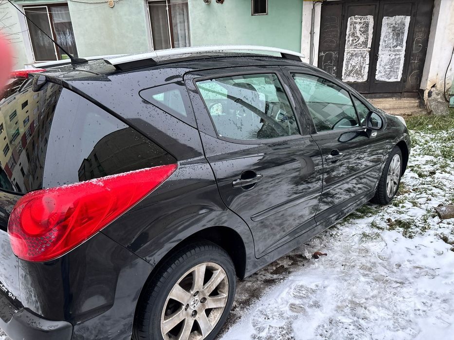 Peugeot 207 1 6 benzina an 2007