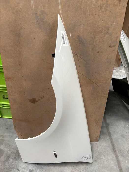 Ляв калник и десен  БМВ Е90 Е91 фейслифт BMW E90 LCI E91 LCI