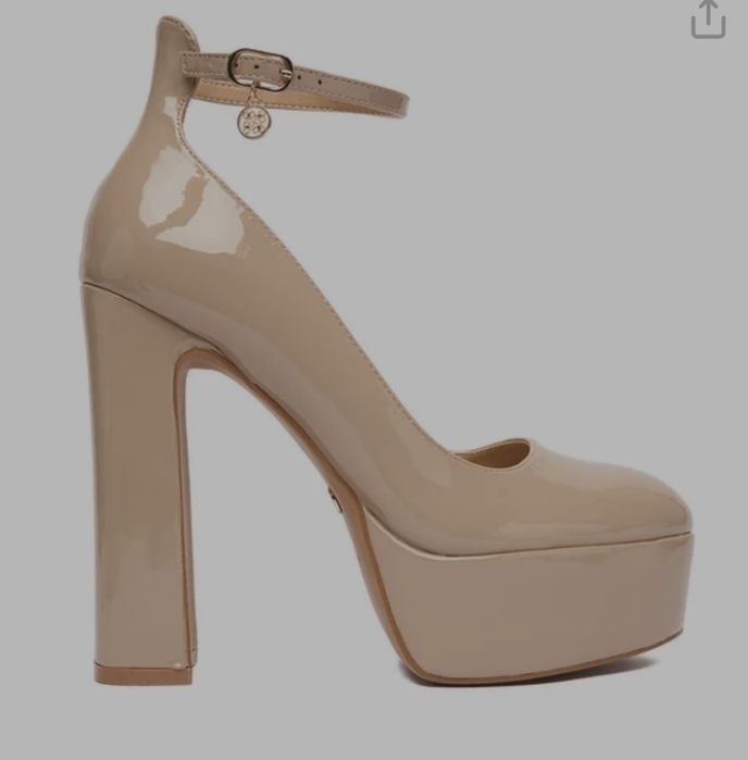 Nine West Бежови