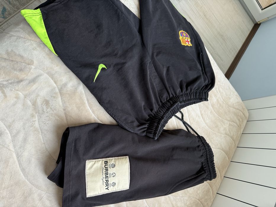 Къси панталони носени няколко пъти