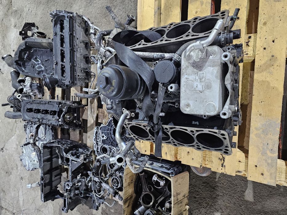 Двигател 4.2 ТДИ 351 от ауди Audi a8 d4 4h На части скоростна кутия