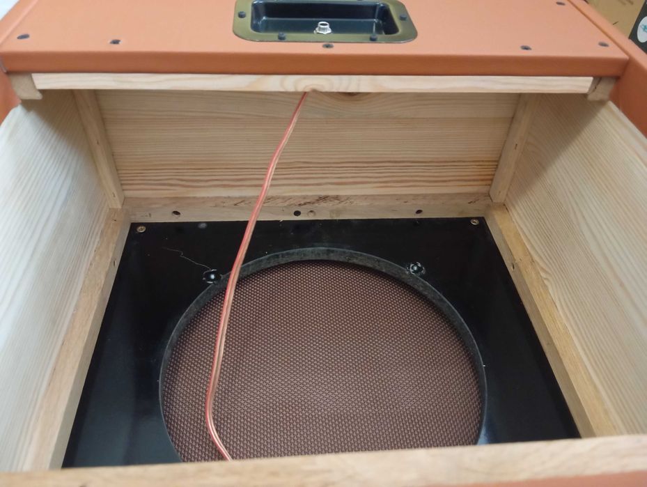 Cabinet chitara difuzor 1x12 (molid, fag)