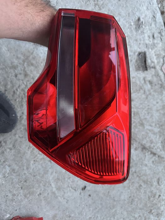 Stop dreapta audi q3.cod:83a945070.