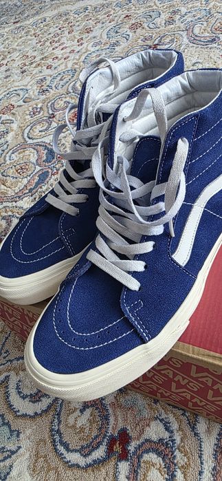 Кроссовки Vans. На подростка.