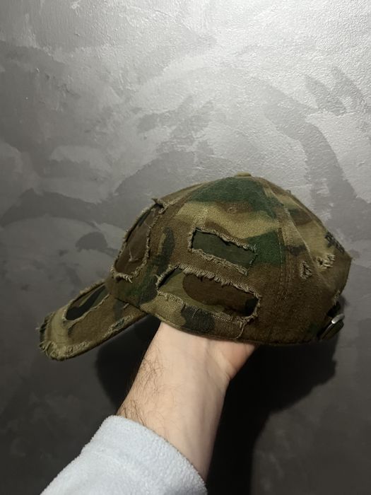 Sapca Givenchy Camo Distressed