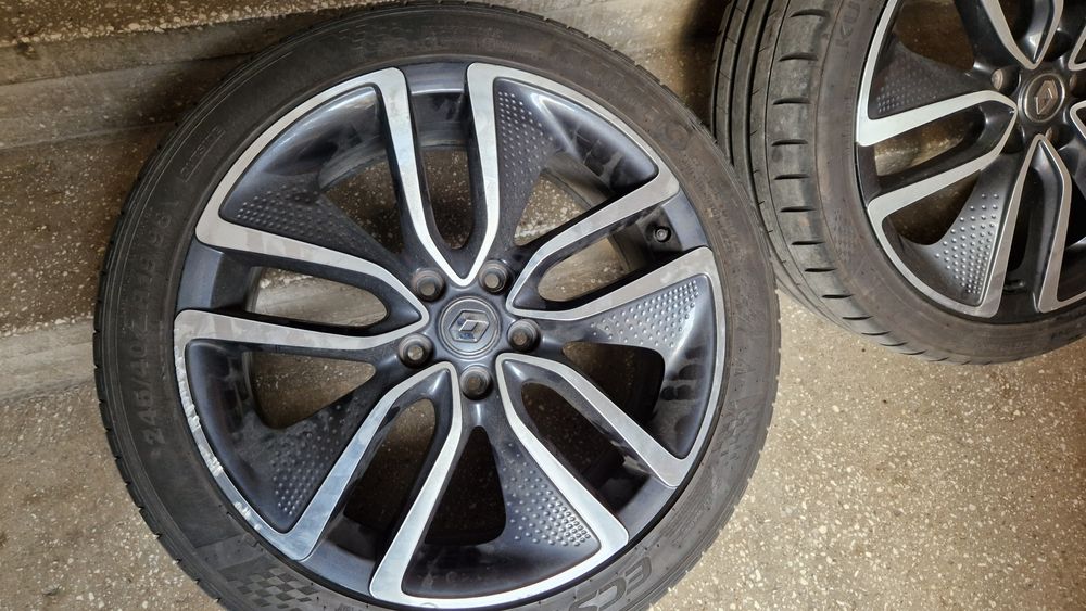 Jante cu cauciucuri de vara