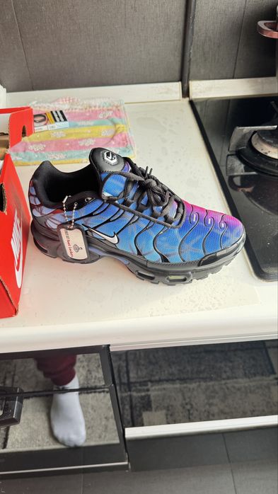 Nike TN Air Max Plus 2 colors