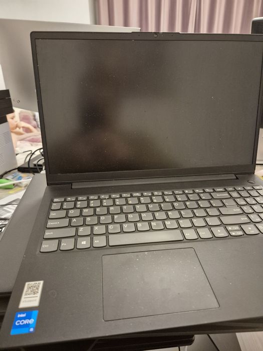 laptop lenovo v15 g2 cu procesor i5