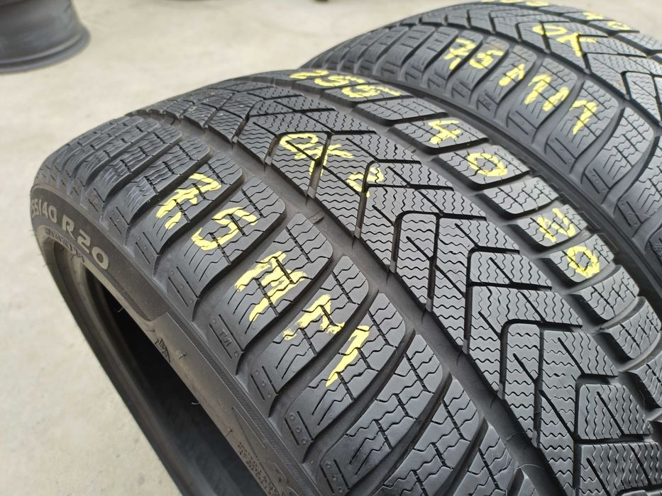 Set 4 anvelope de iarna 255 40 20 cu 285 35 20 pirelli sottozero3