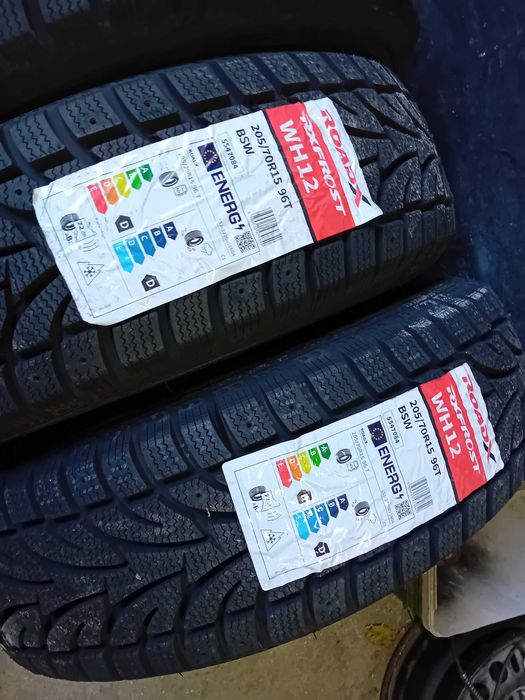 4бр зимни гуми RoadaX 205 70 15 DOT2424