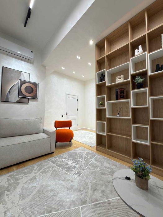 2-комнатная квартира в ЖК Sayram Avenue — с мебелью и техникой