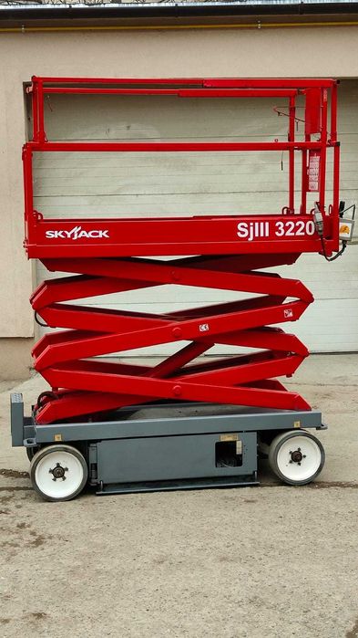Vand Inchiriez nacela electrice Inaltimea de lucru 8m