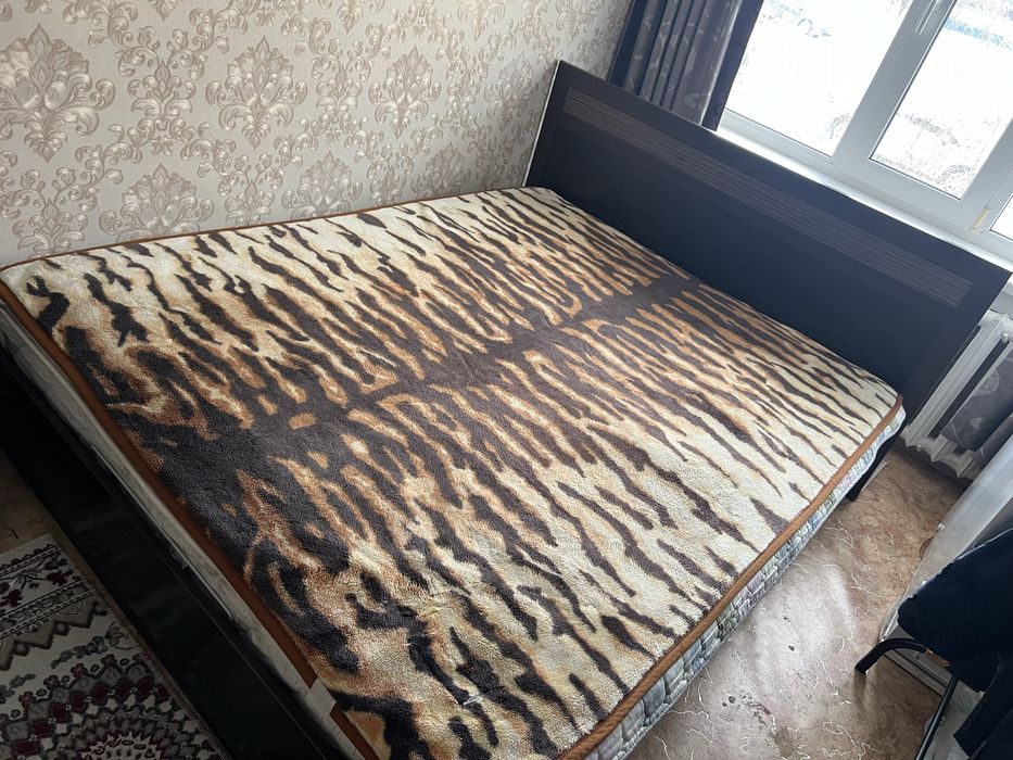 кровать со шкафом