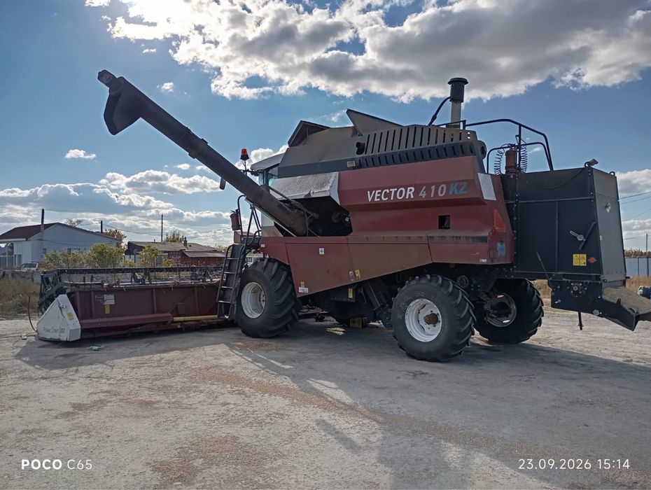 Комбайн Vector 410
