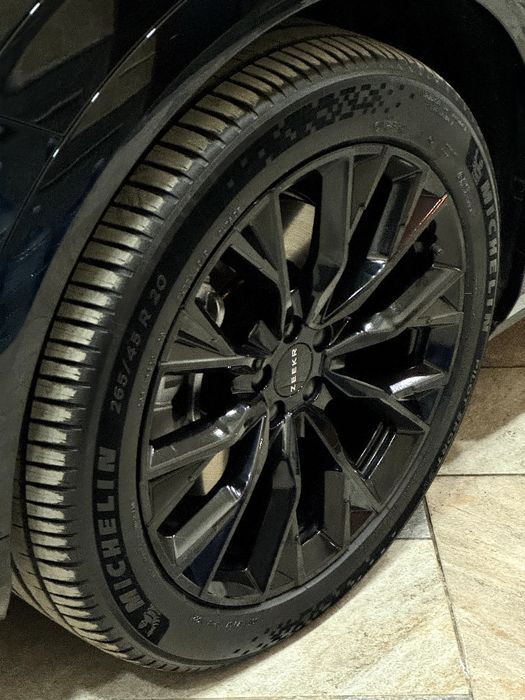 Zeekr 7x 605 km Kraska Toza