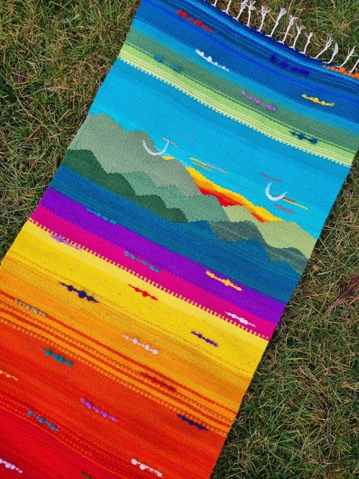 Черга от вълна ръчно тъкана с пейзаж